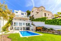 living - 448m² house / villa with 99m² terrace for sale in Levantina - gallery thumbnail - 1