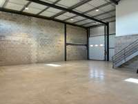logistics - Light Industrial Premises / Offices For Rent - gallery thumbnail - 6