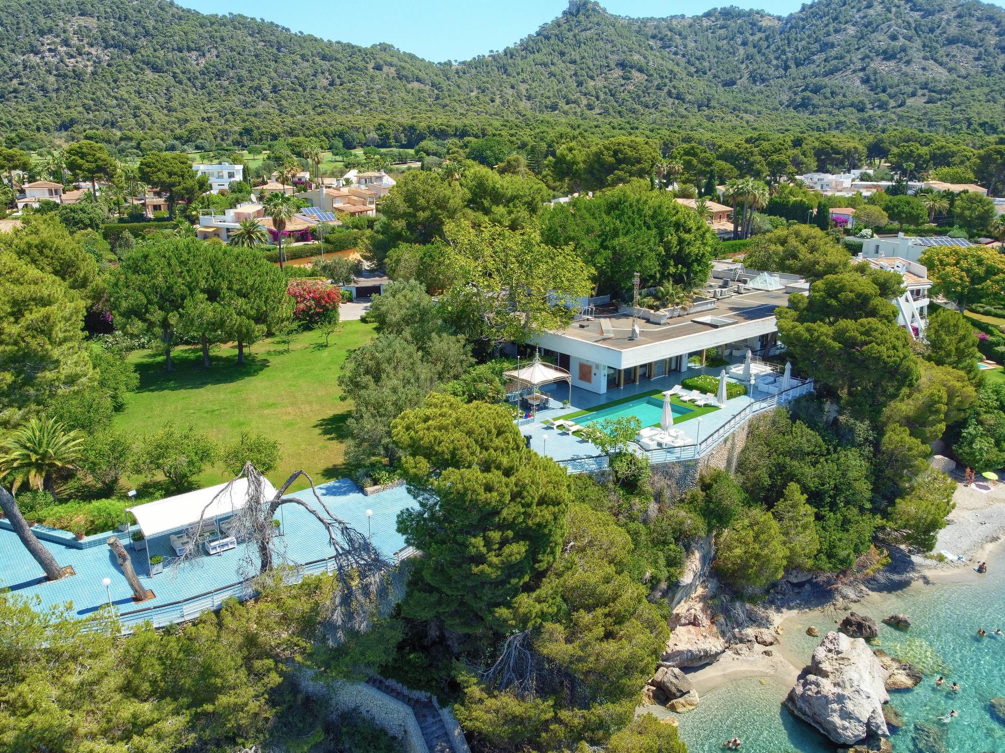 living - Casa / villa de 1,146m² en venta en Capdepera - gallery thumbnail - 2