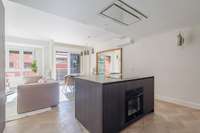 living - Piso de 110m² en venta en Ciudad Jardín, Madrid - gallery thumbnail - 10