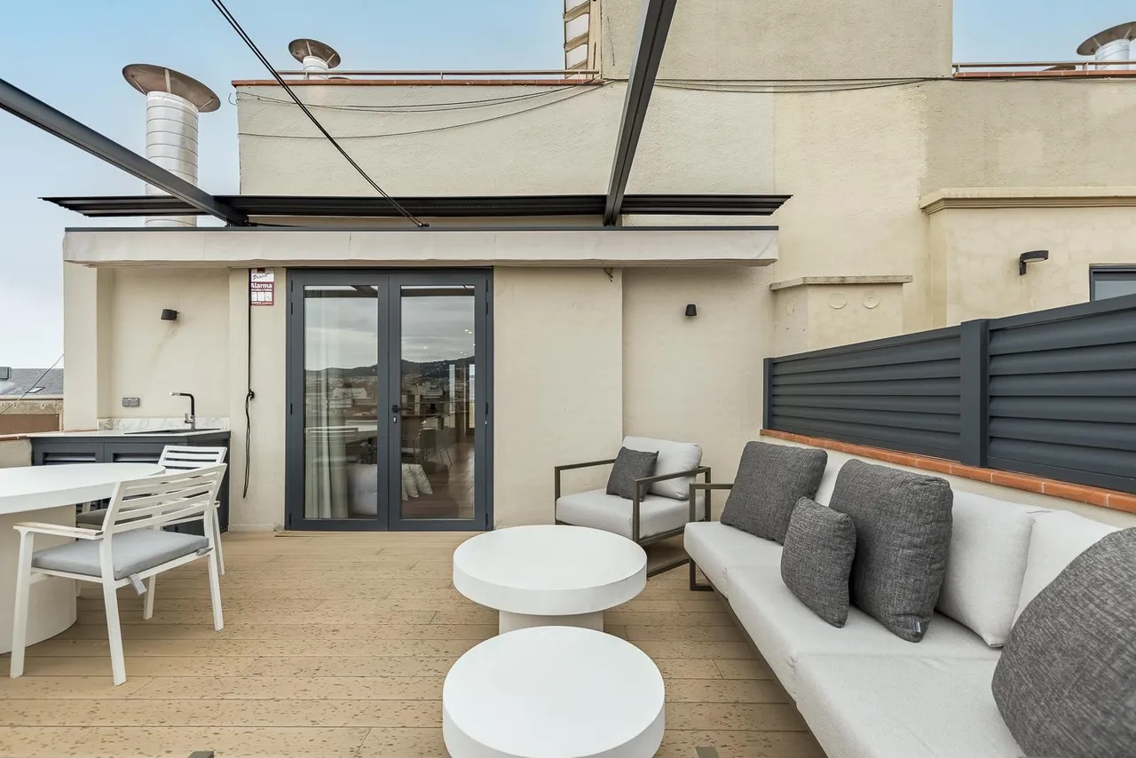 living - 50m² penthouse with 53m² terrace for sale in Eixample Left - gallery - 5