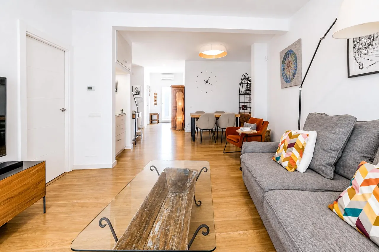 living - 111m² penthouse with 80m² terrace for sale in Sitges Town - gallery - 5
