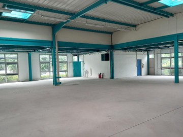 logistics - Light Industrial Premises / Offices For Rent - featured