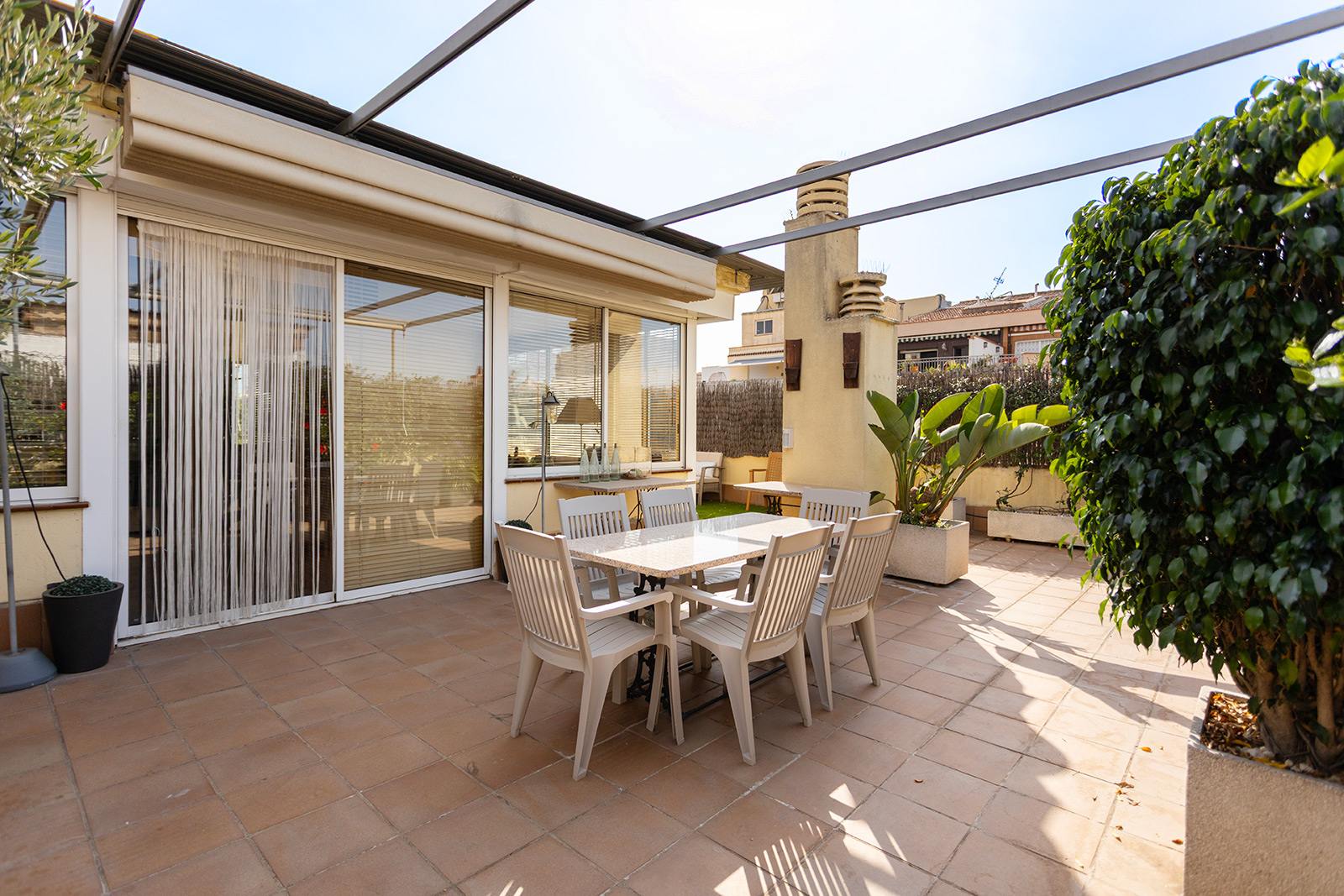 living - Ático de 166m² con 84m² terraza en venta en Sagrada Família - gallery thumbnail - 6
