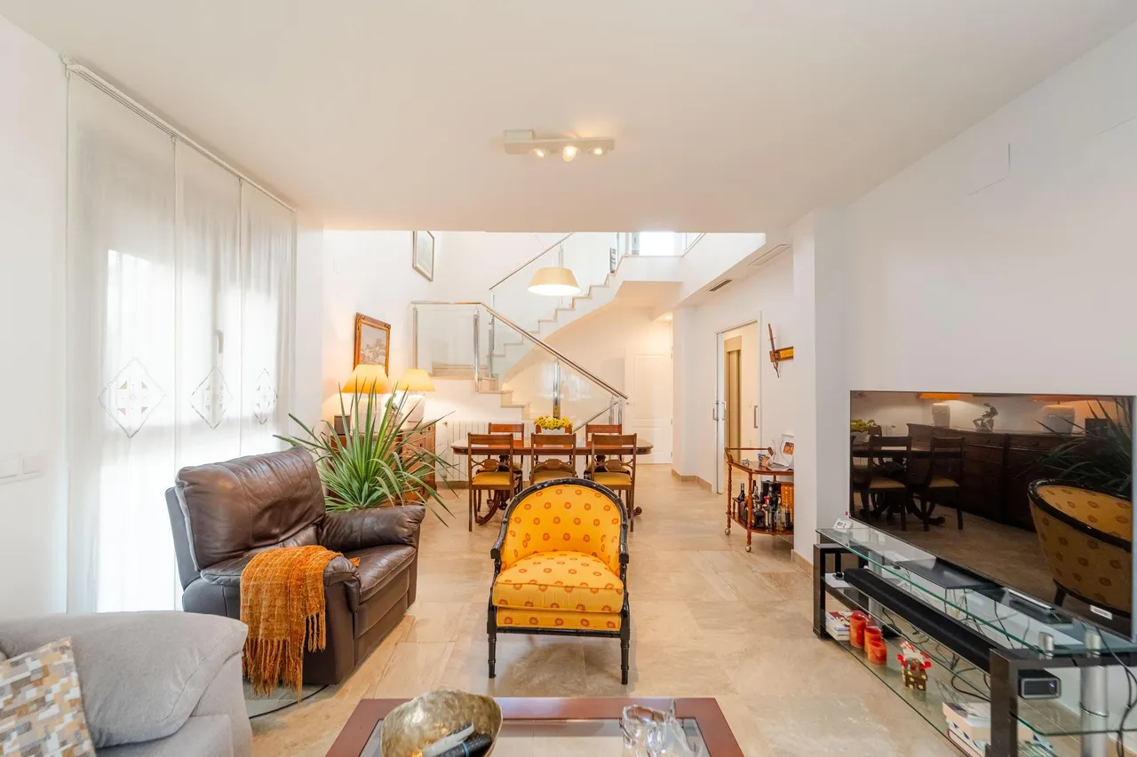 living - Casa / villa de 388m² en venta en Godella / Rocafort - gallery - 8