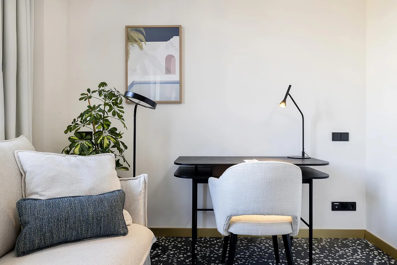 living - 80m² apartment for rent in Eixample Right, Barcelona - gallery - 10
