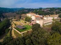 living - Castillo en venta en la costa de Barcelona - gallery thumbnail - 5