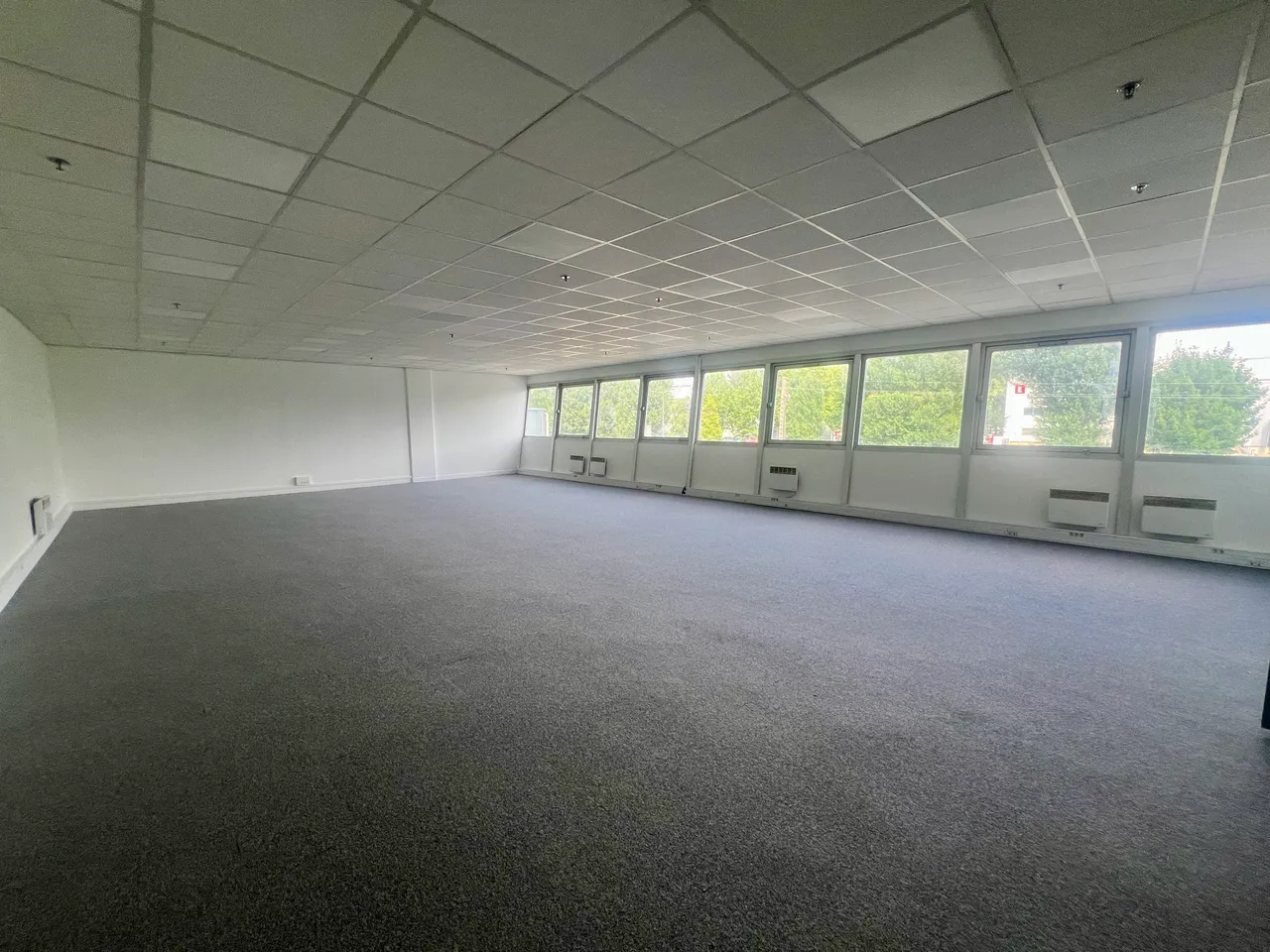 logistics - Warehouse / Offices For Rent - gallery - 7