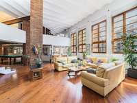 living - Piso de 406m² en venta en Poblenou, Barcelona - gallery thumbnail - 2