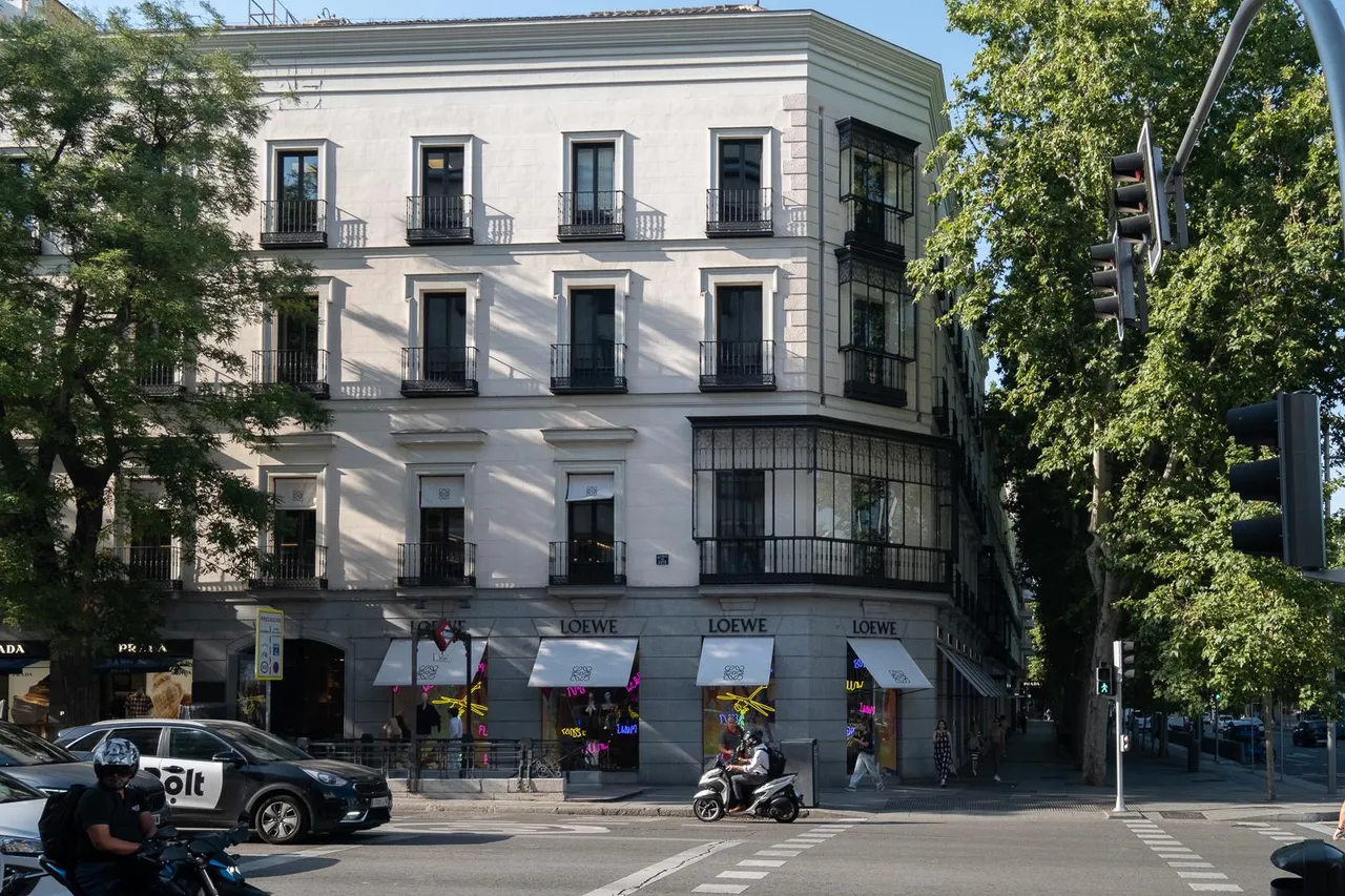 living - Piso de 270m² en venta en Recoletos, Madrid - gallery - 9