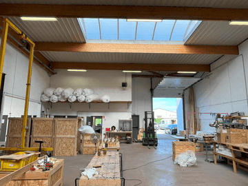logistics - Light Industrial Premises / Offices For Rent - featured