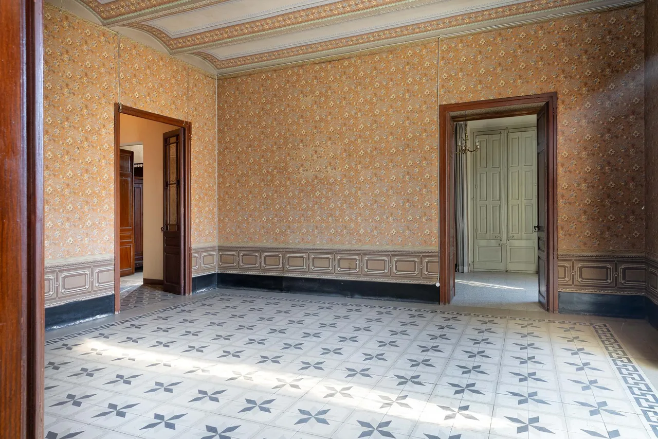living - 702m² building with 600m² garden for sale in La Garrotxa - gallery - 5