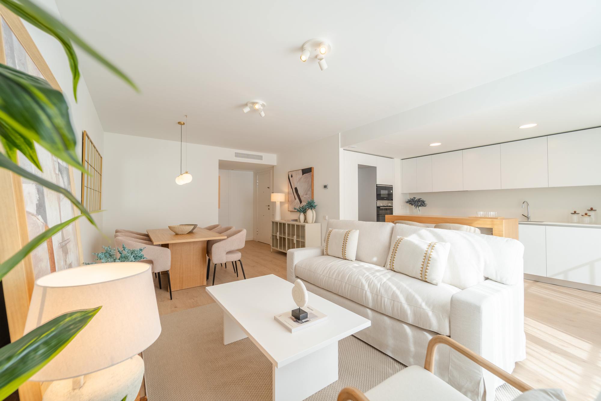 living - Piso de 115m² en venta en El Mercat, Valencia - gallery thumbnail - 8