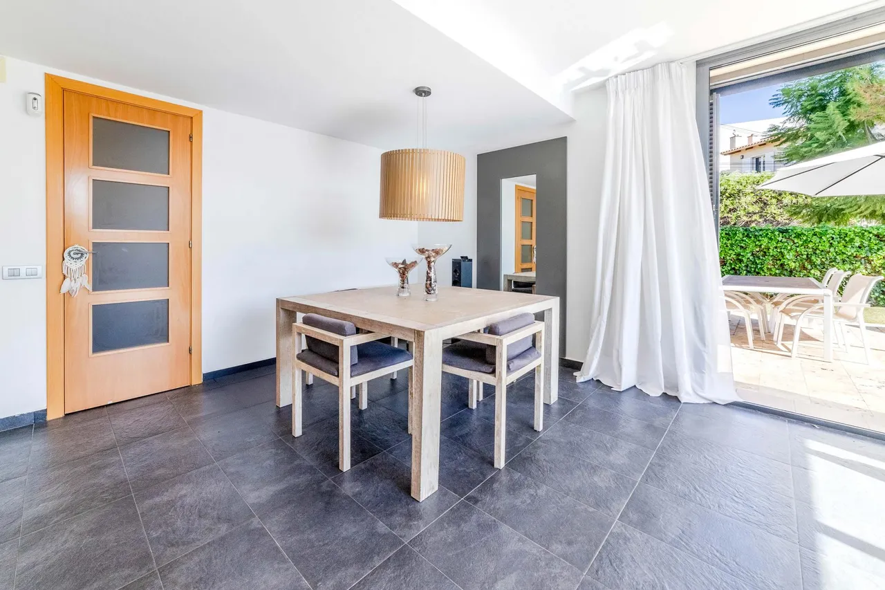 living - Casa / villa de 217m² con 190m² de jardín en venta en Vallpineda - gallery - 8