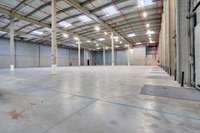 logistics - Logistics Warehouse For Rent - gallery thumbnail - 2
