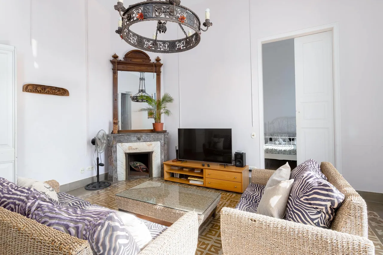 living - 651m² house / villa for sale in Arenys de Mar, Barcelona - gallery - 8