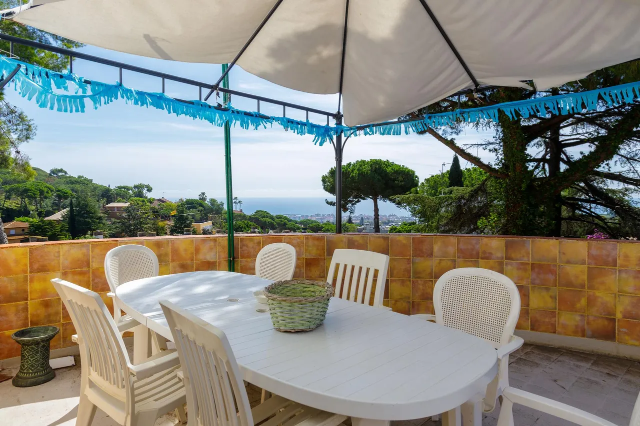 living - Casa / villa de 731m² en venta en Premià de Dalt, Barcelona - gallery - 6