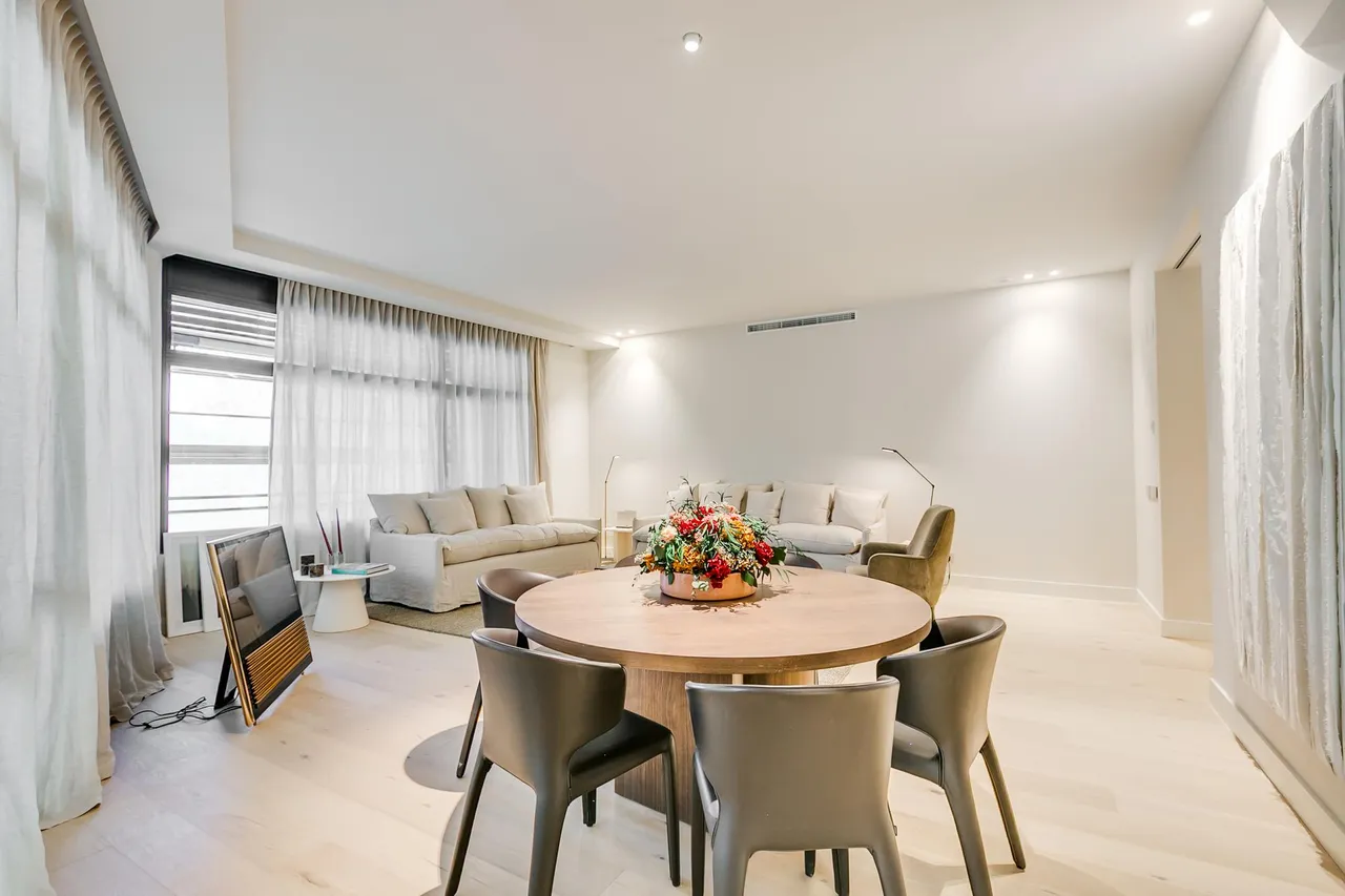 living - Castellana Residences - gallery - 4