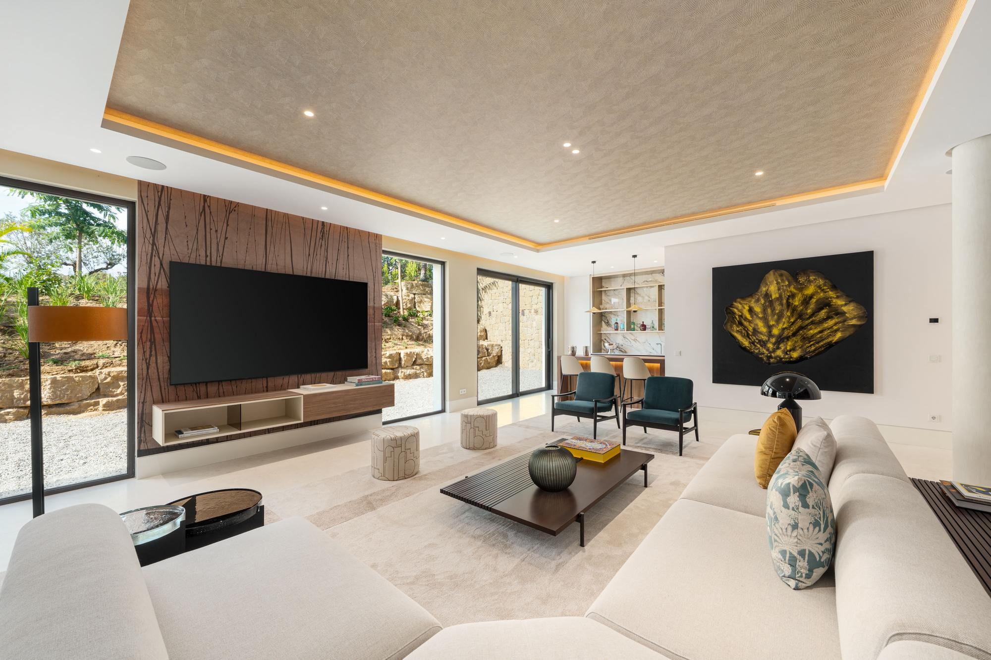 living - Casa / villa de 848m² con 392m² terraza en venta en Milla de Oro - gallery thumbnail - 9