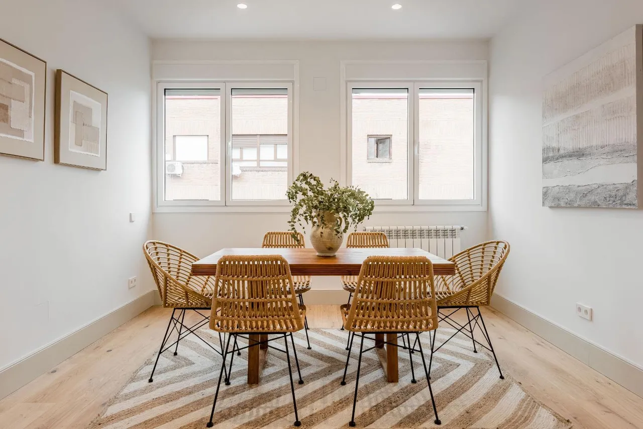 living - 171m² apartment for sale in Gaztambide, Madrid - gallery - 6