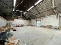 logistics - Local d’activités À Louer - gallery thumbnail - 3