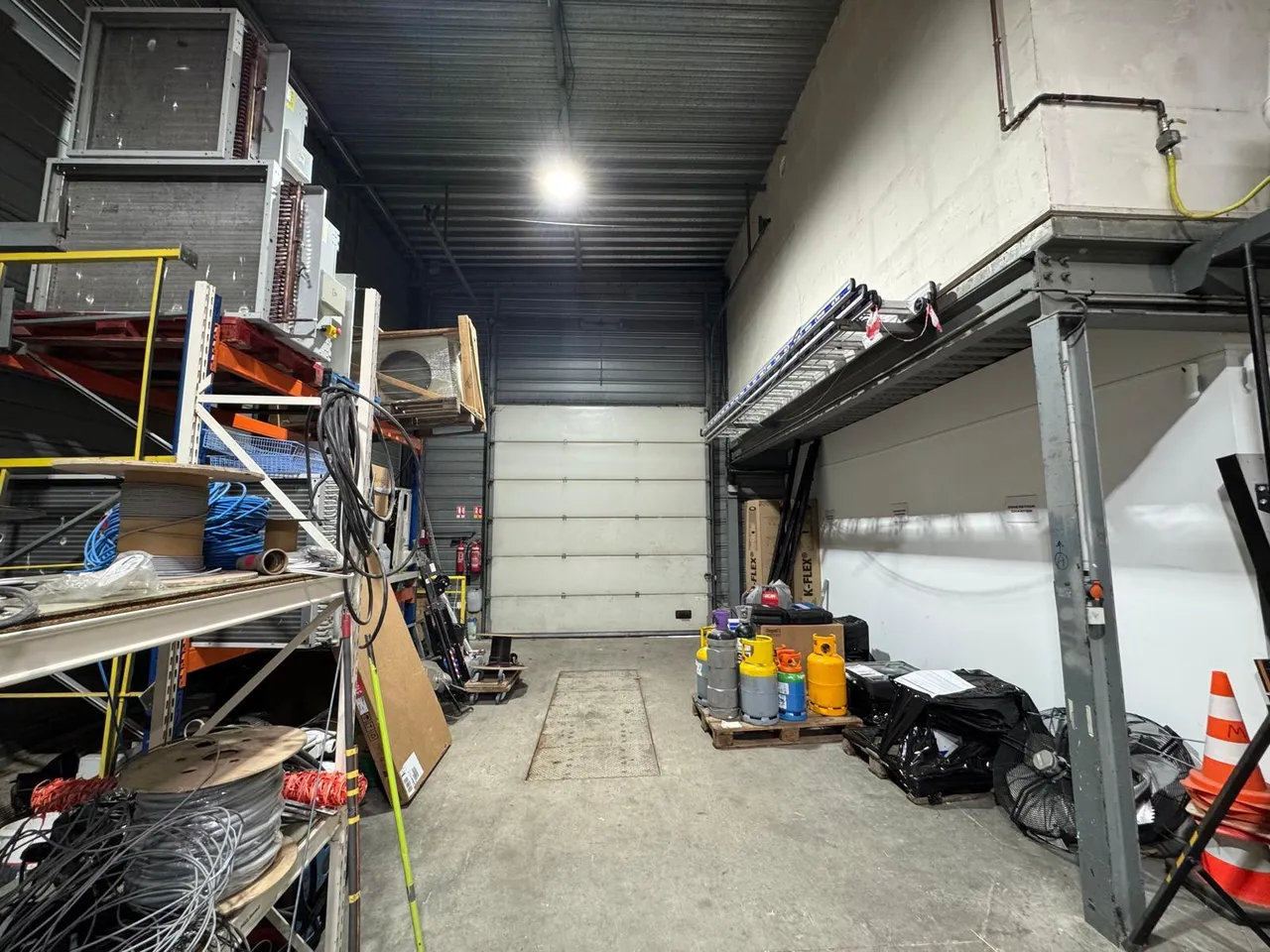 logistics - Warehouse / Offices For Rent - gallery - 5