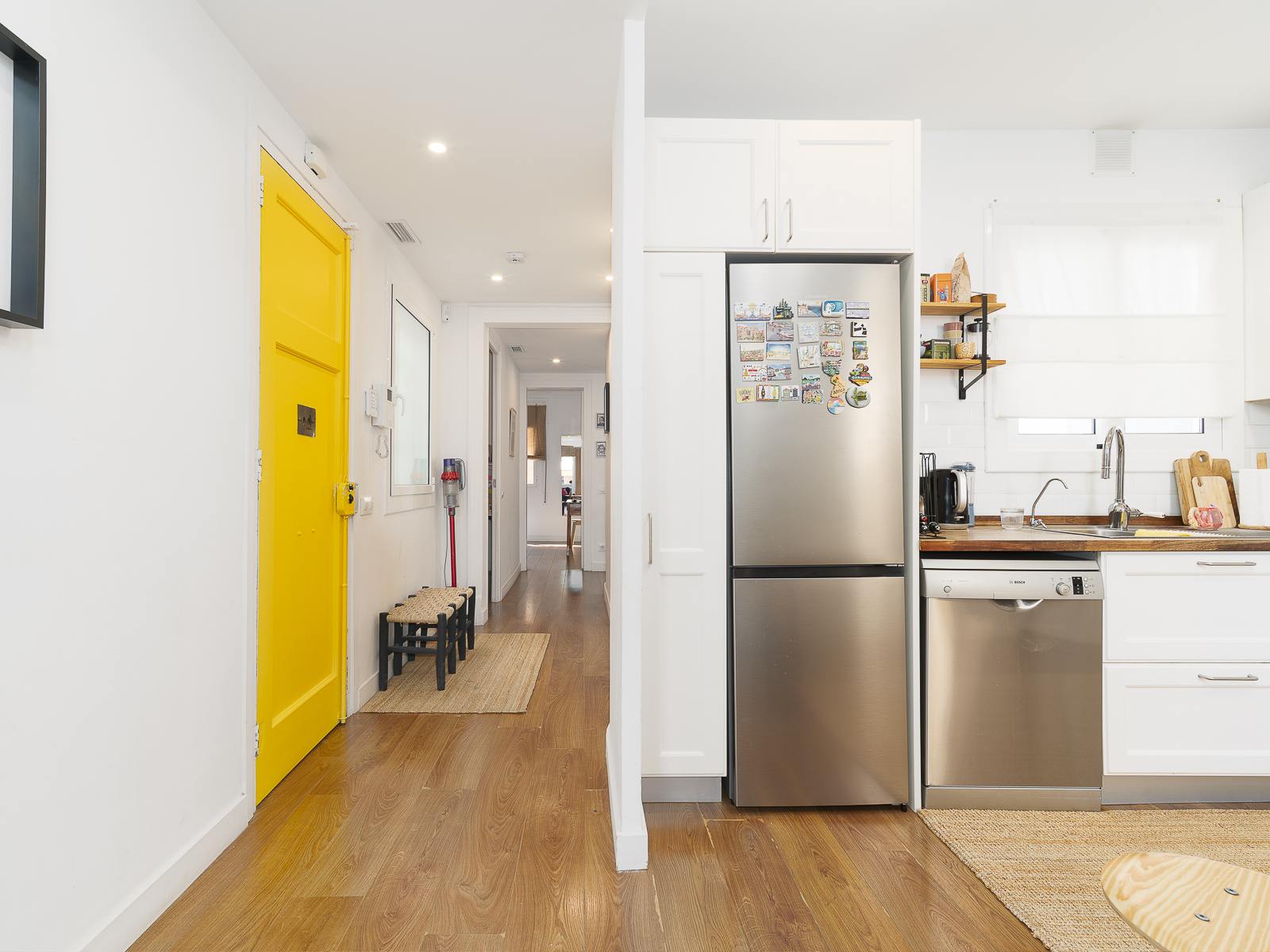 living - Ático de 88m² con 13m² terraza en venta en Eixample Derecho - gallery thumbnail - 9