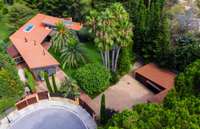 living - 738m² house / villa with 1,800m² garden for sale in Sant Vicenç de Montalt - gallery thumbnail - 4