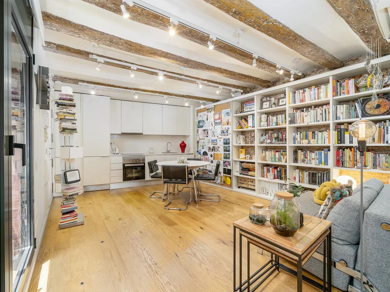 living - Piso de 47m² en venta en El Born, Barcelona - gallery - 5