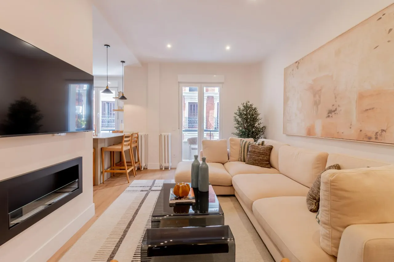 living - 100m² apartment for rent in Castellana, Madrid - gallery - 10