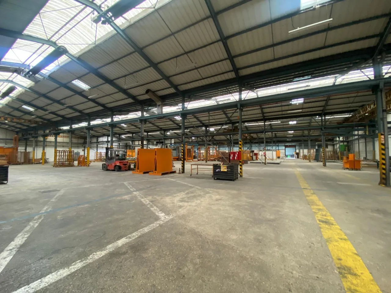 logistics - Light Industrial Premises / Offices For Sale - gallery - 7
