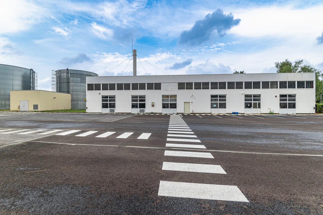 logistics - Entrepôt Logistique À Louer - gallery - 6