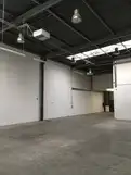 logistics - Activités / Bureaux À Louer - gallery thumbnail - 1