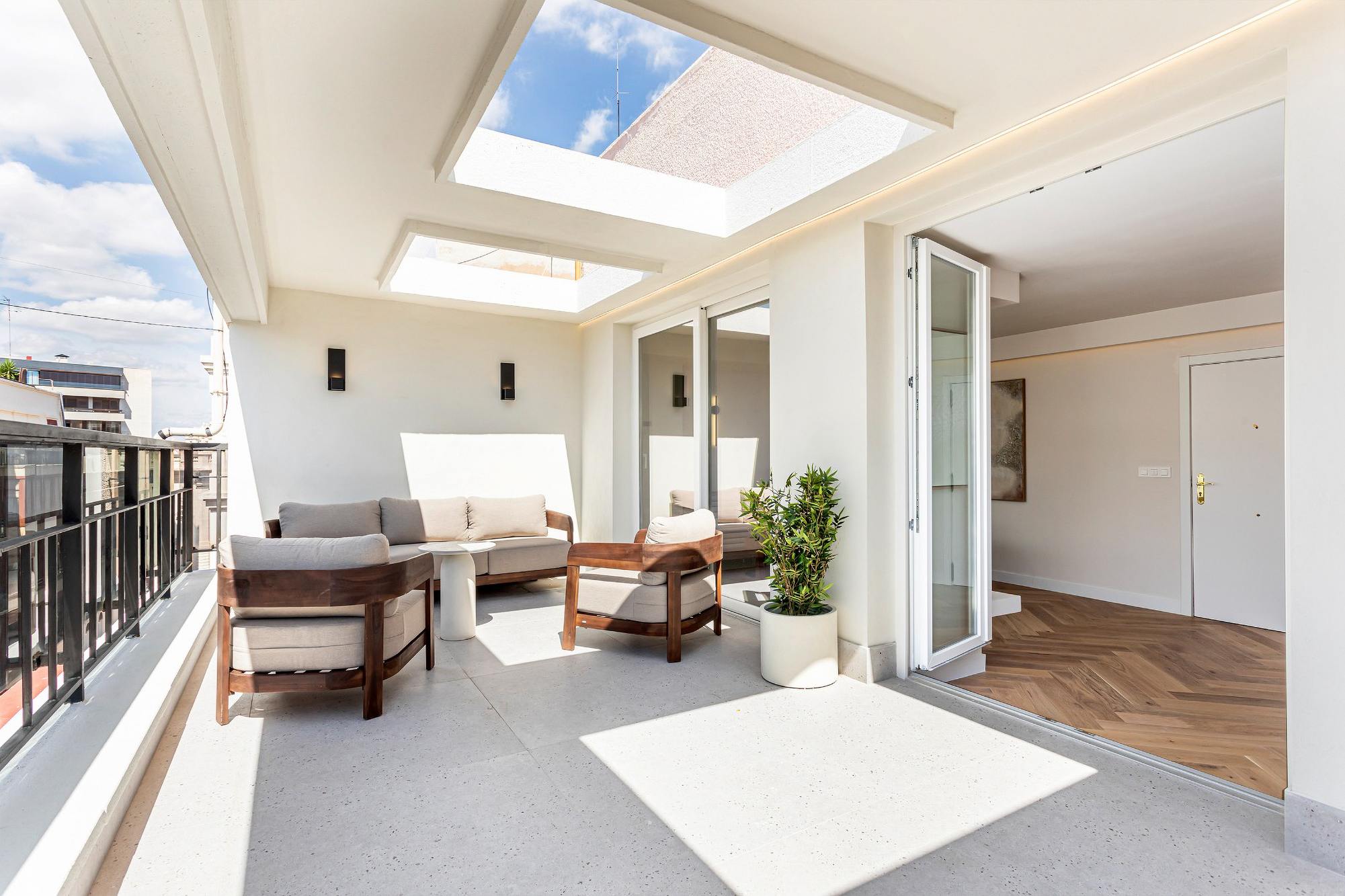 living - 151m² penthouse with 25m² terrace for sale in El Pla del Remei - gallery - 2