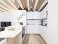 living - Piso de 87m² en venta en Gótico, Barcelona - gallery thumbnail - 9