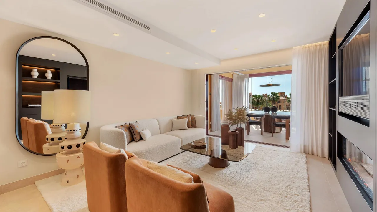 living - 134m² apartment with 20m² terrace for sale in New Golden Mile - gallery - 4