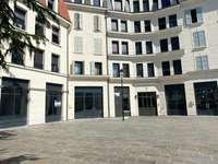 retail - Commerce Pied d’immeuble À Louer - gallery thumbnail - 4