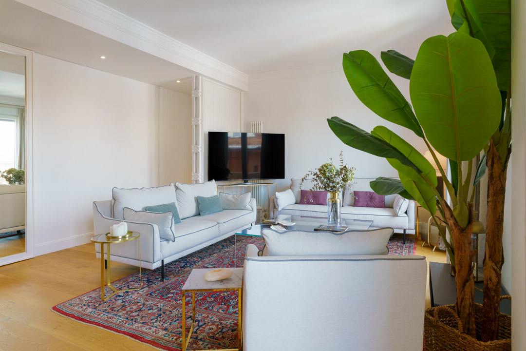 living - 140m² apartment for rent in Almagro, Madrid - gallery - 8