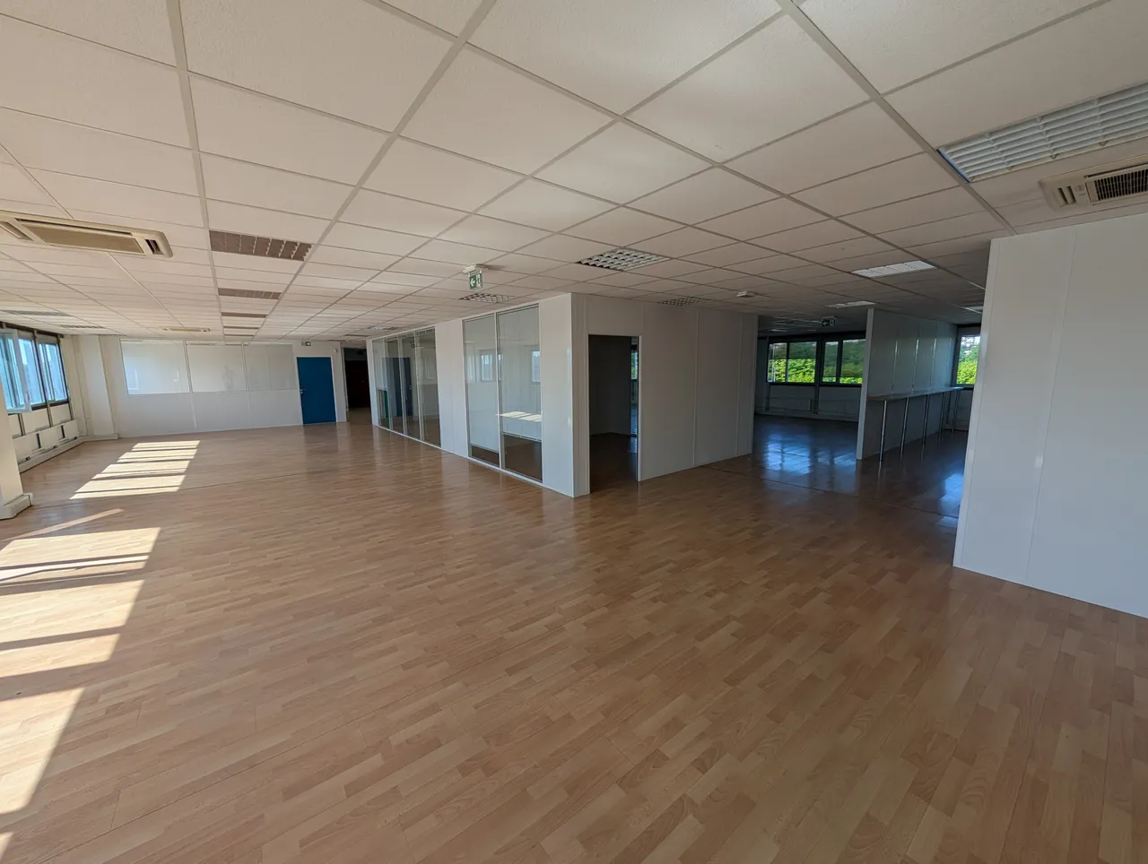 office - Bureaux À Louer - gallery - 3