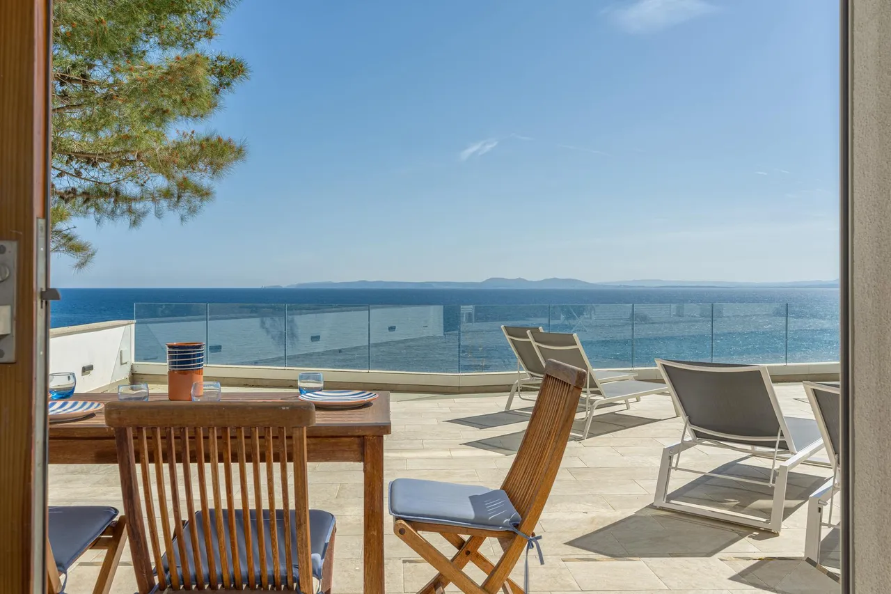 living - Casa / villa de 233m² en venta en Bahía de Rosas - gallery - 9