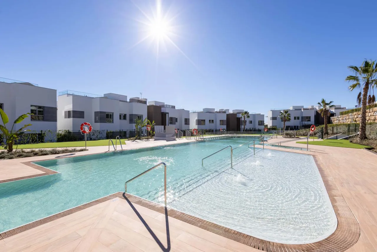 living - Santa clara homes - gallery - 2