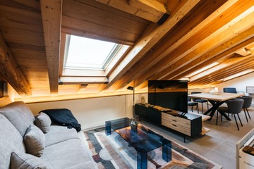 living - 62m² penthouse for rent in La Latina, Madrid - featured