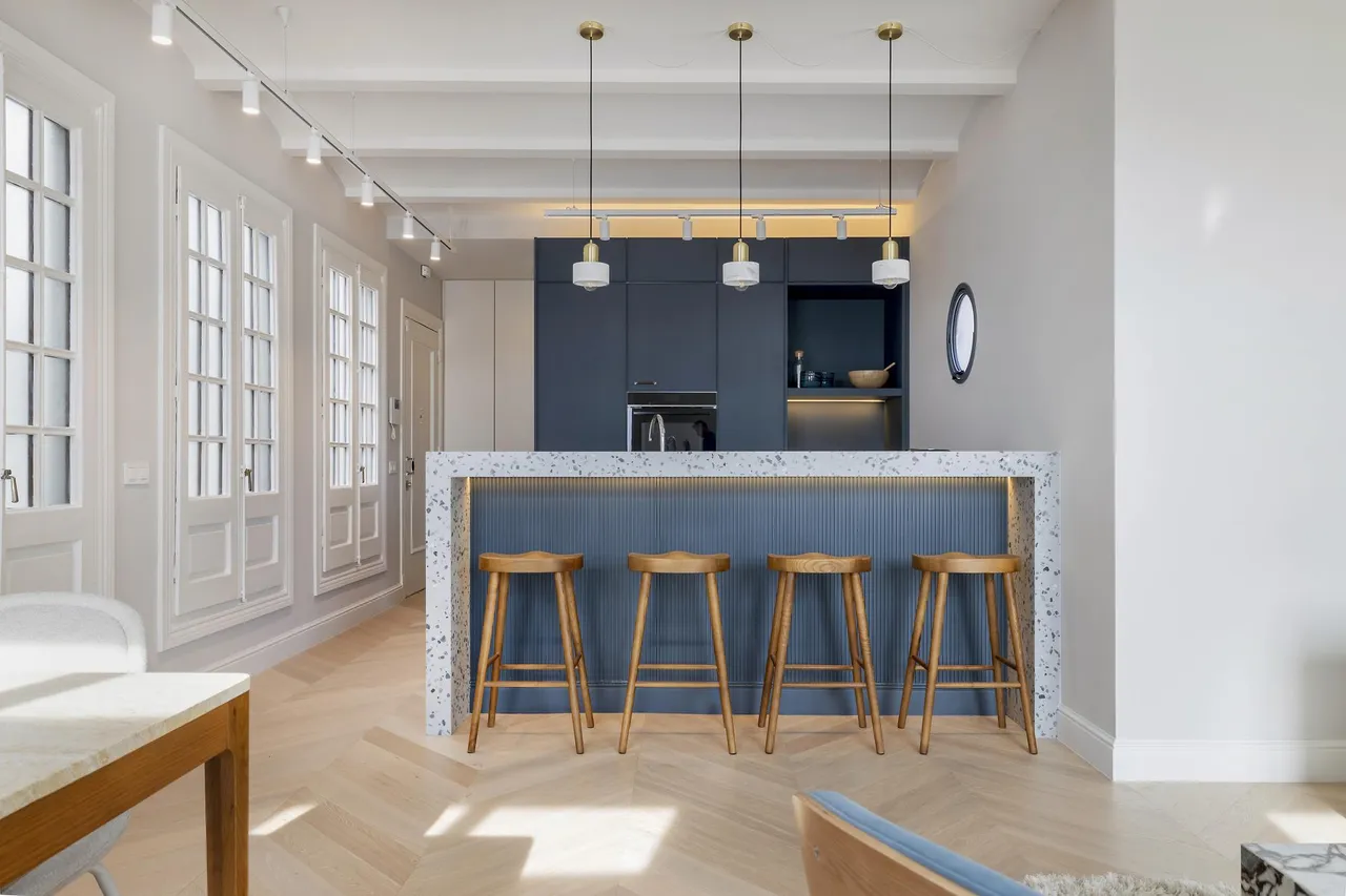 living - Ático de 133m² con 40m² terraza en venta en Eixample Derecho - gallery - 10