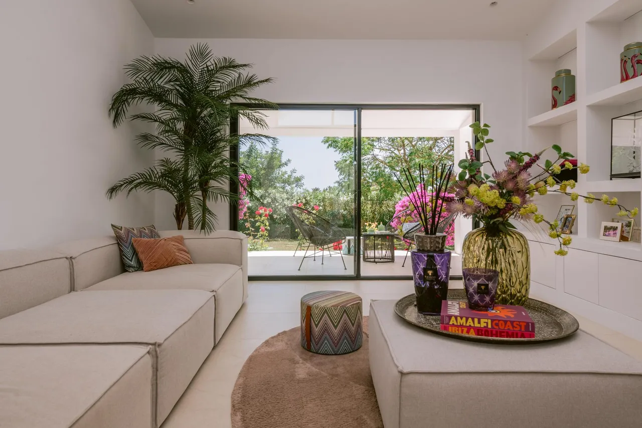 living - Casa / villa de 450m² en venta en Ibiza ciudad - gallery - 9