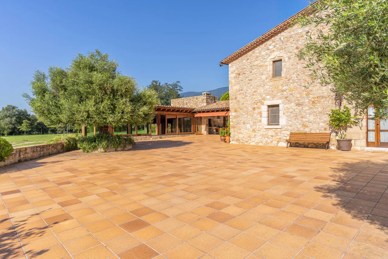 living - 540m² country house for sale in La Selva, Girona - gallery - 9