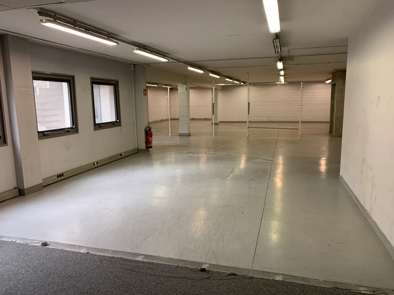 logistics - Activités / Bureaux À Louer - gallery - 10