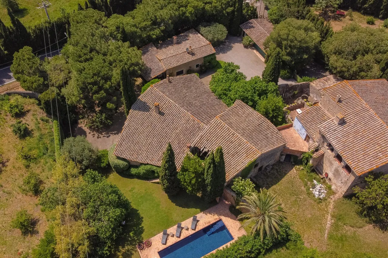 living - Girona rustic property to buy near Figueres and Costa Brava - gallery - 8