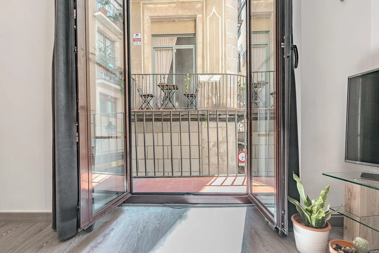 living - 77m² apartment for sale in El Born, Barcelona - gallery - 9