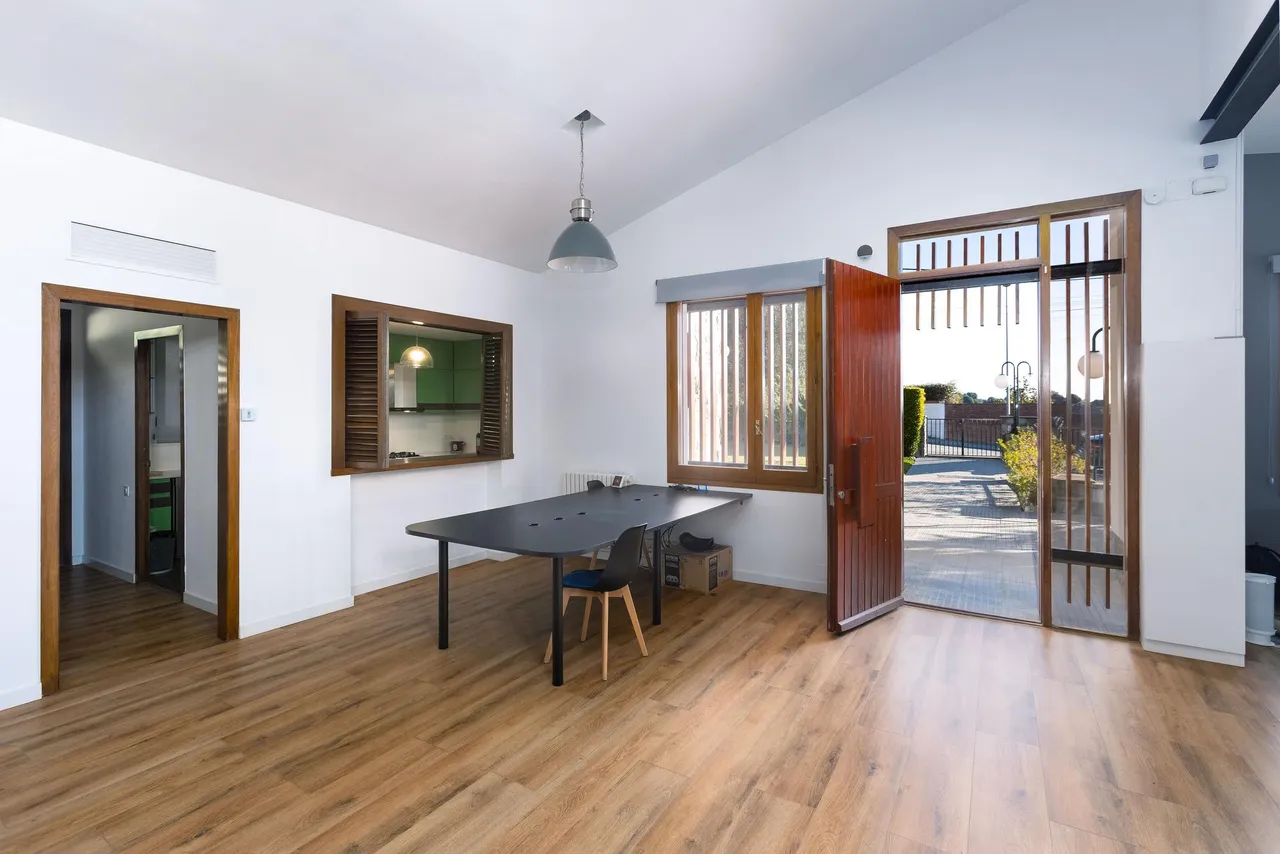 living - Casa / villa de 848m² en venta en Tiana, Barcelona - gallery - 5