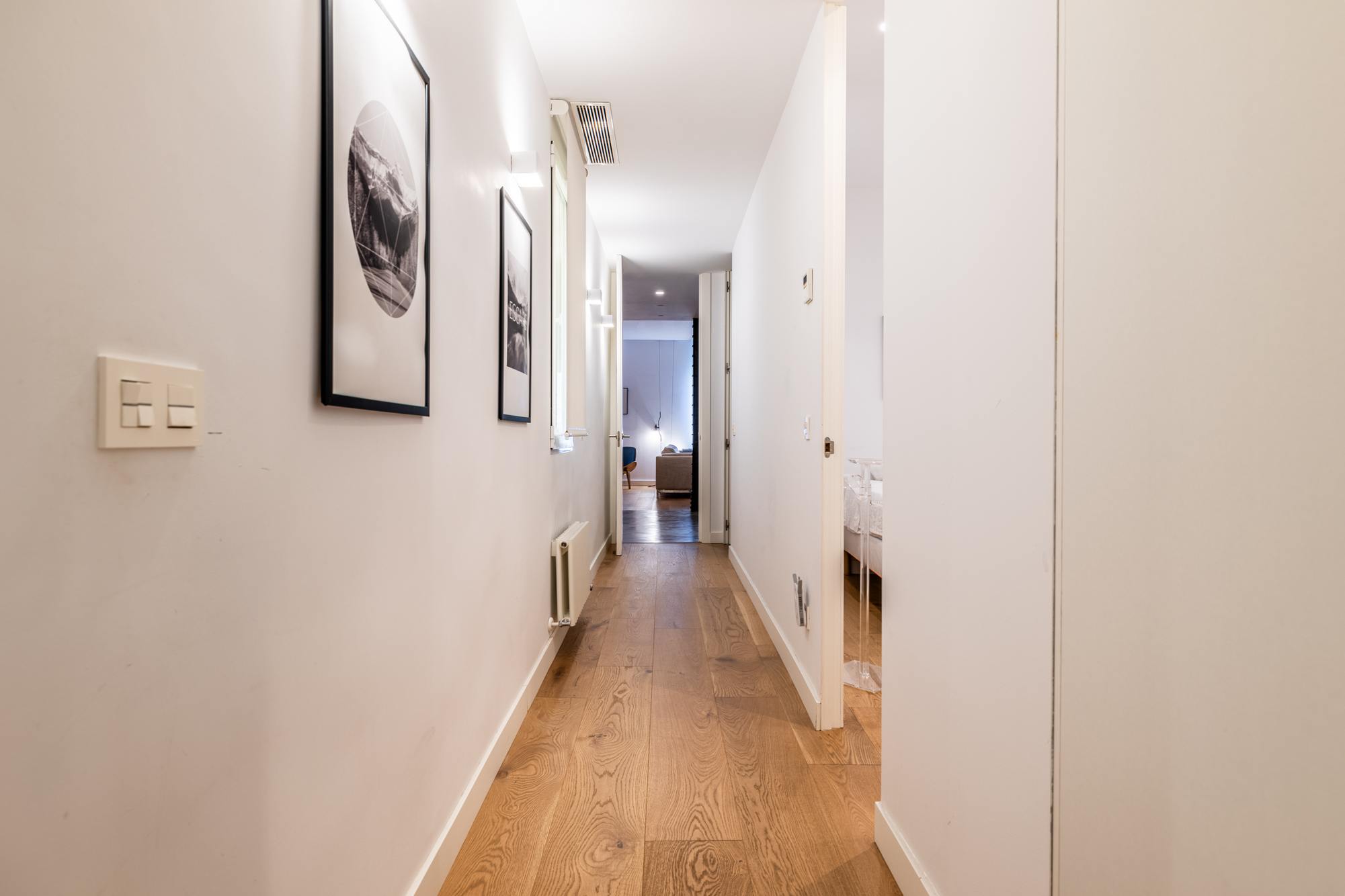 living - Piso de 161m² en venta en Ríos Rosas, Madrid - gallery thumbnail - 9